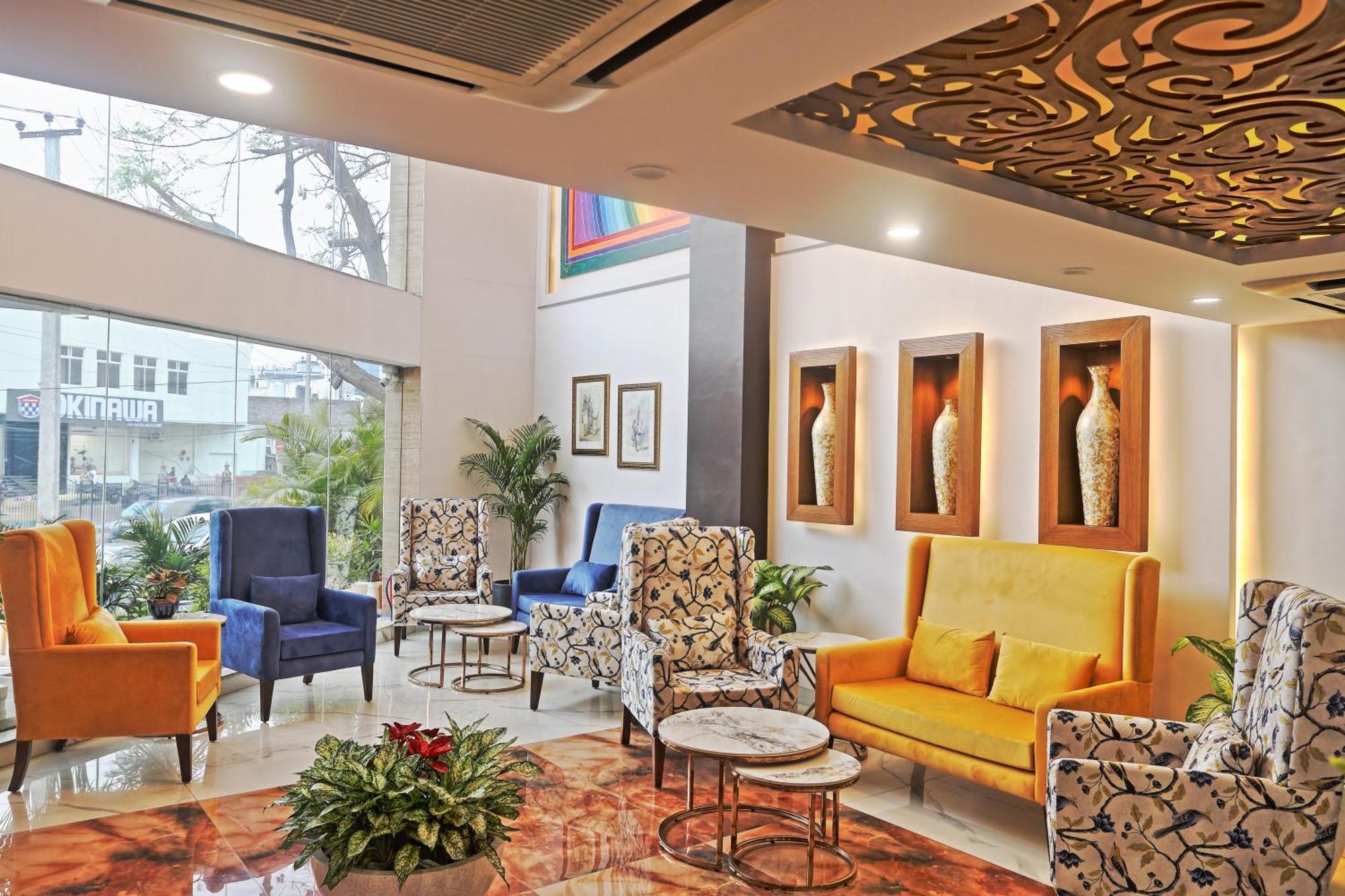 Hotel Oxmo Delhi Airport With Free Airport Transsfer Nueva Delhi Exterior foto