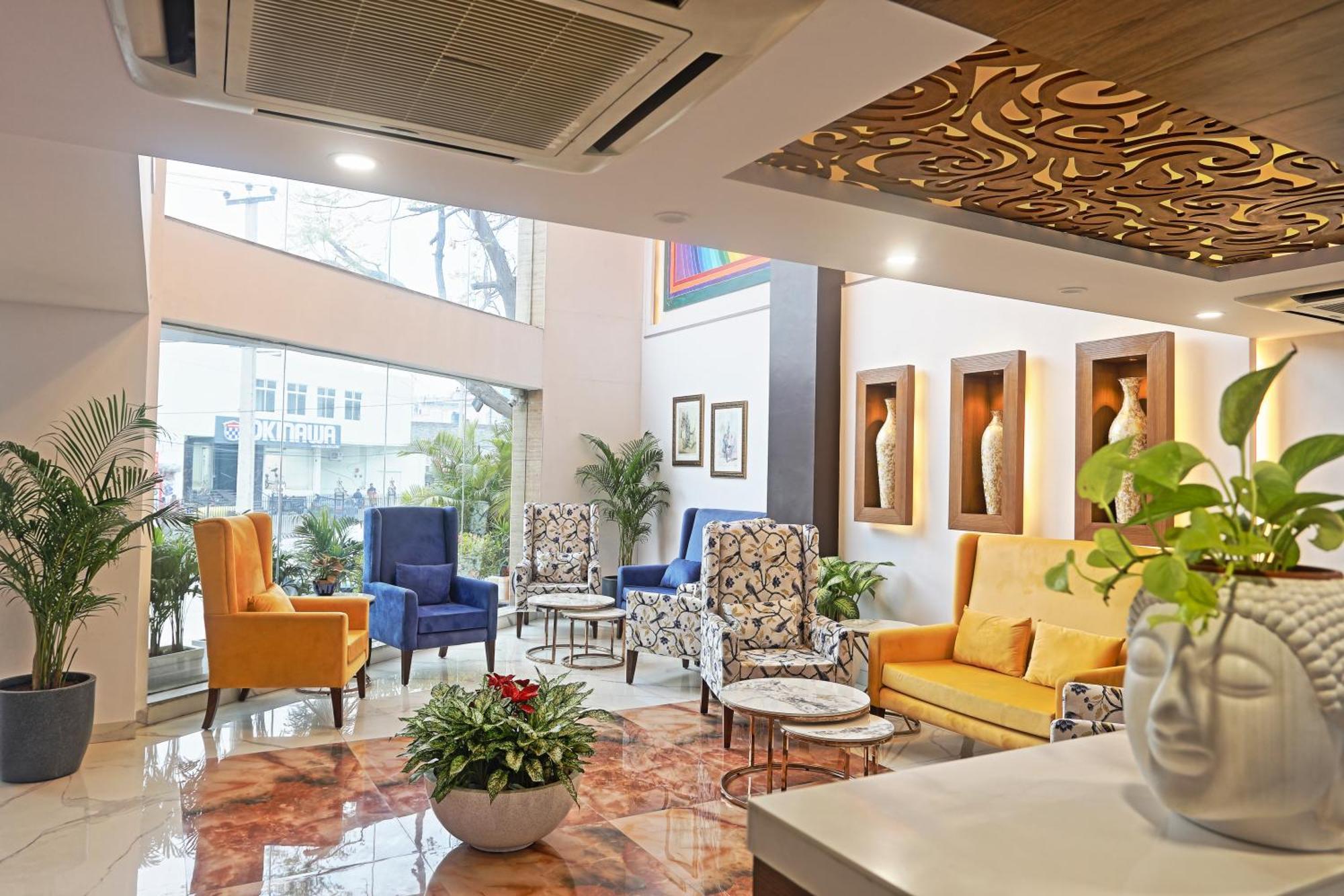 Hotel Oxmo Delhi Airport With Free Airport Transsfer Nueva Delhi Exterior foto